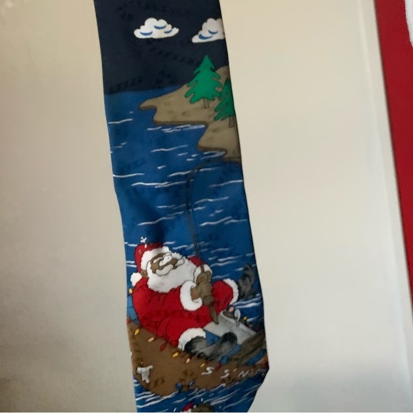 Hallmark Specialties Christmas Santa Tie - Picture 2 of 8
